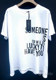 "Qualcuno è fortunato" - T-shirt Fiorella Rubino,M