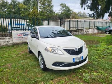 Lancia Ypsilon 1.2 69 CV 5 porte UNICO PROPRIETARI