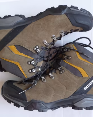 Scarponi Scarpa tg 44,5 nuovi trekking alpinismo m