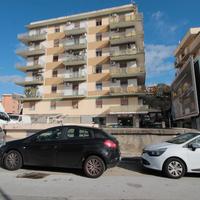 VIA OGLIASTRI - 3 locali in zona servita