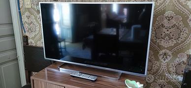 Televisore smart Panasonic.