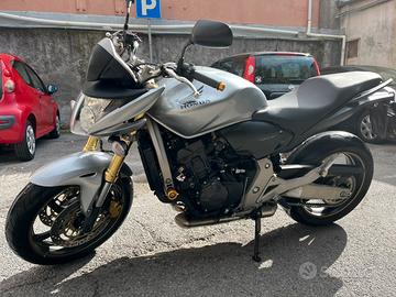 Honda hornet 600