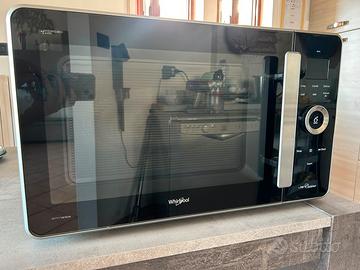 Forno a microonde combinato whirlpool
