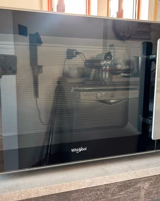 Forno a microonde combinato whirlpool