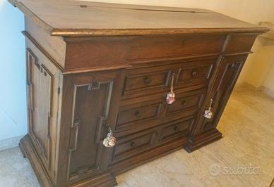 Comò con ribaltina del '700