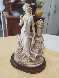 Statua classica Dama con fiori stile Capodimonte