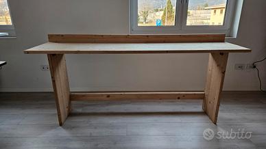 Tavolo "banco" per DJ