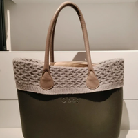 Borsa O Bag media grigia con manici e copertura