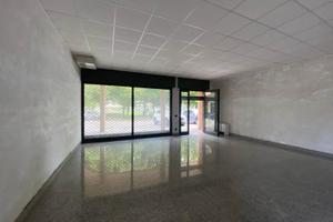 Rif.2460CA31720| negozio rottofreno
