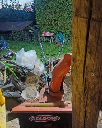 motocoltivatore con fresa neve