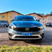 FIAT TIPO CROSS 1.5 HYBRID 130cv – FULL OPTIONAL