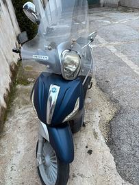Piaggio Beverly 125