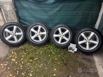 gomme e cerchi in lega svendita