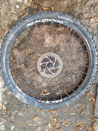 Ruota con freno a disco pro