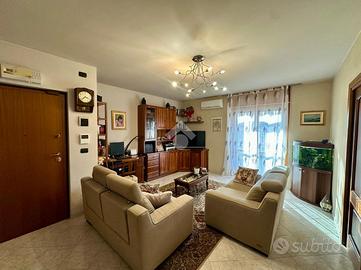 4 LOCALI A BORGARO TORINESE