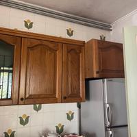 Mobili cucina in legno + tavolo e sedie, rustico