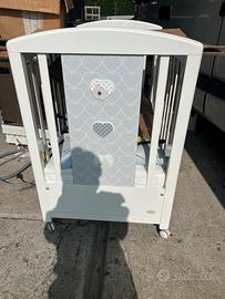 Culla, bimbo bianca, bellissi Foppapedretti