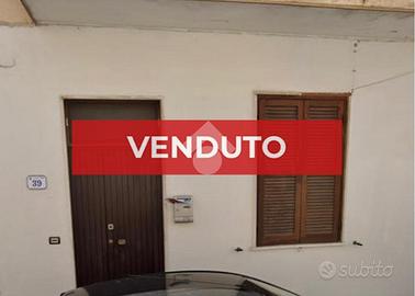2 LOCALI A NETTUNO