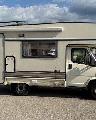 Camper Burstner anno 1991 fiat 2.5 TD 5 POSTI LETT