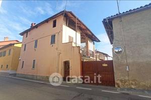 Casa a schiera di corte