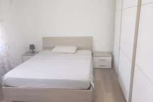 stanza doppia ad uso singola,  420€  utenze incl.