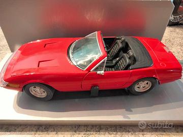 Modellino FERRARI 365 GTS 1968 Majorette Club 1:18