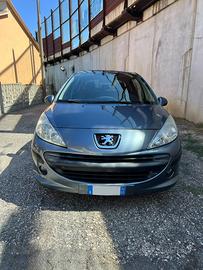 Peugeot 207 1.4 benzina “Neopatentati”