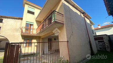 CASA SEMINDIPENDENTE A ZUGLIANO