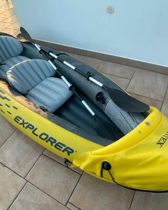 Canoa K2 due post