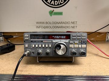 Yaesu FT-757GX-II perfetto Garanzia 12 mesi