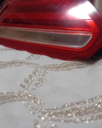 Faro posteriore Porsche.
