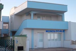 Monolocale a 4 posti a torre pali