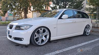 BMW E91320d
