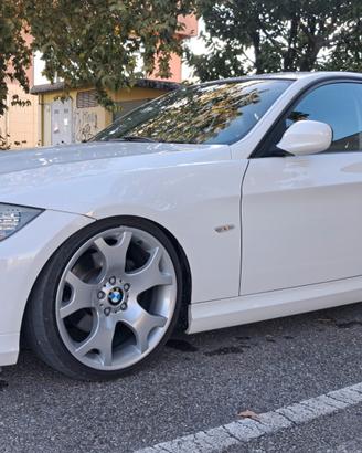 BMW E91320d
