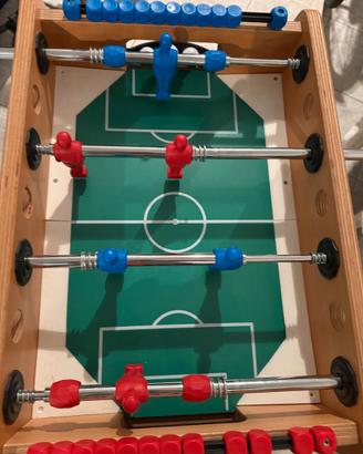 Calcetto in legno per bambini
