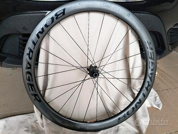 Bontrager aeolus pro 5 carbon disc 