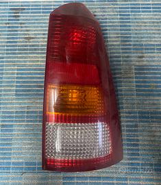 Fanale posteriore destro Ford Focus SW 1a serie