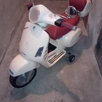 Vespa elettrica 12v per bambini 