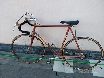 Bicicletta da corsa vintage artigianale