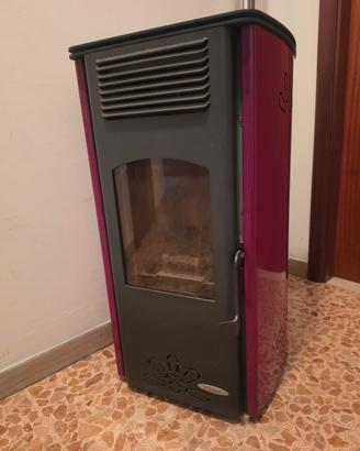 Stufa a pellet Laminox idro mod. Margherita 