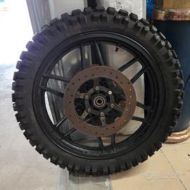 MOTO RUOTA  MOTO PIRELLI 