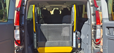 Sollevatore carrozzina disabili