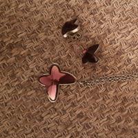 Collana e orecchini Nomination