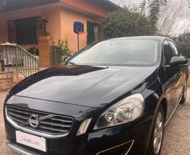 Volvo V60 D3 Momentum PROMO WEEK END