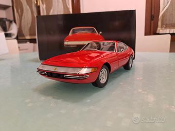 FERRARI 365 GTB4