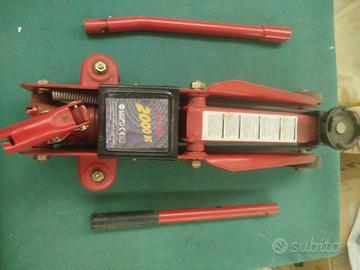 Martinetto idraulico 