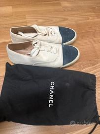Scarpe Chanel per collezionisti
