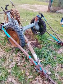 Falciatrice a tre ruote