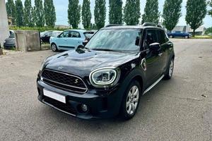 MINI Countryman 1.5 CooperALL4 ADATTA PER NEOPATEN