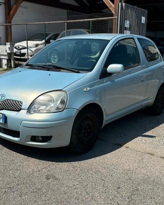 Toyota Yaris 1.0i 16V cat 3 porte Sol